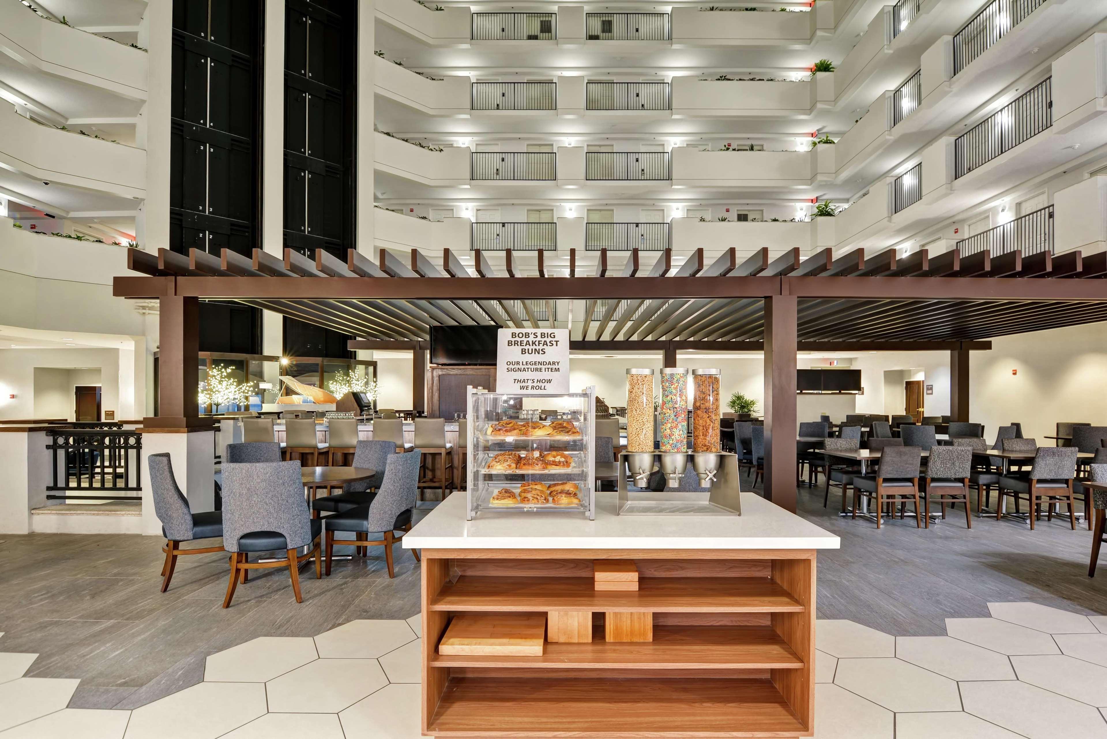 Embassy Suites By Hilton Orlando Downtown Exteriör bild