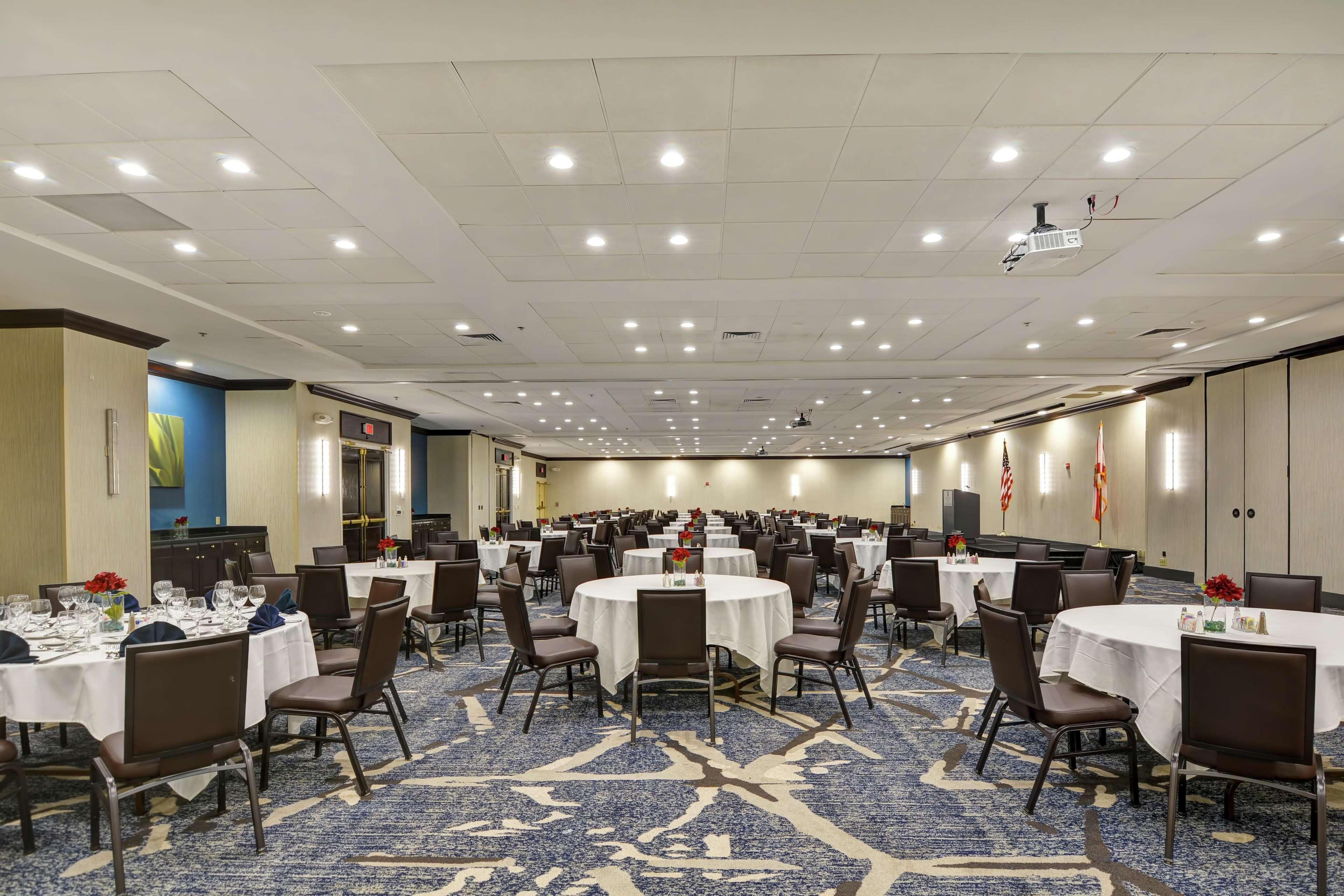 Embassy Suites By Hilton Orlando Downtown Exteriör bild
