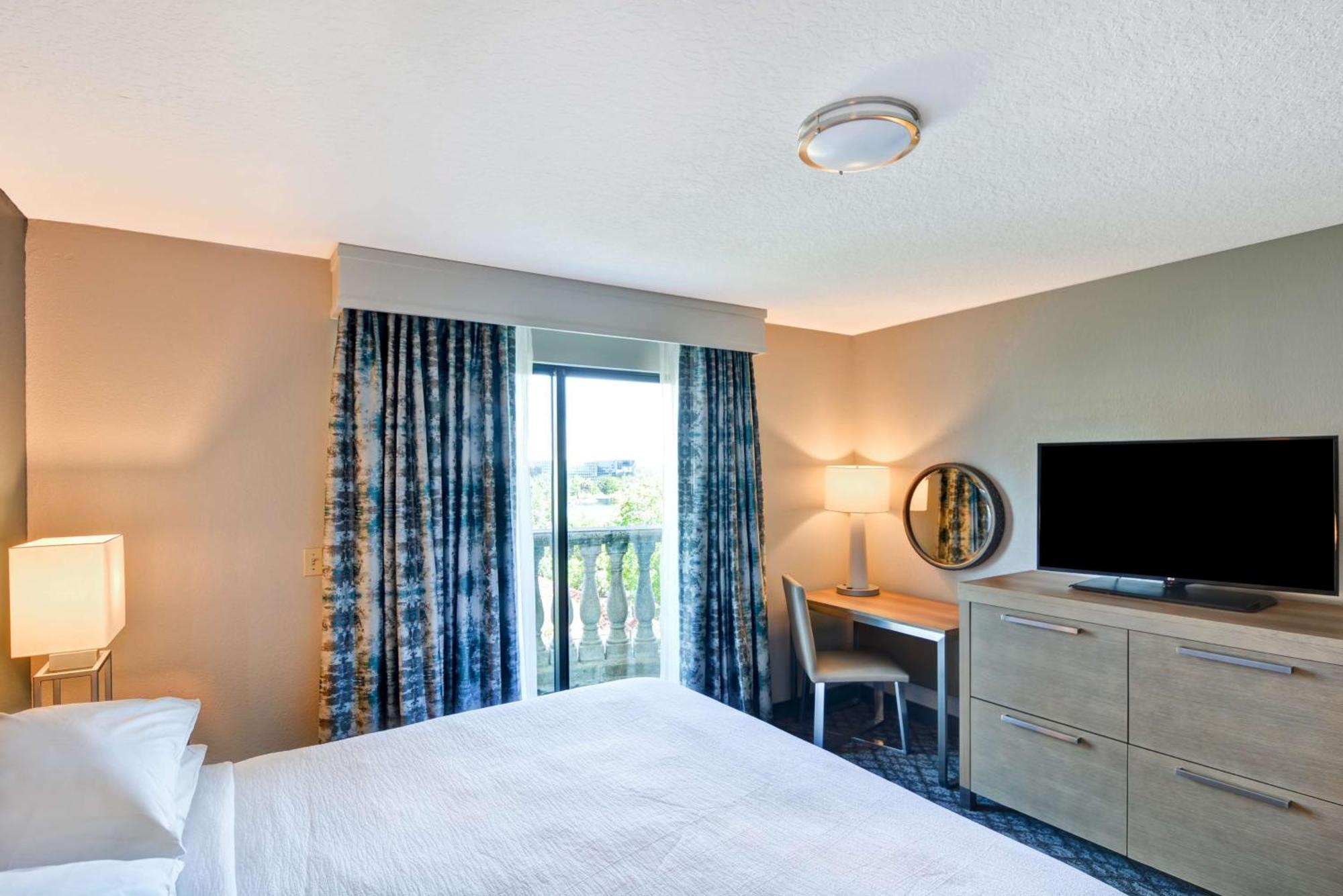 Embassy Suites By Hilton Orlando Downtown Exteriör bild